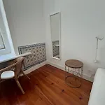Alojamento de Acomodação e Pequeno-almoço Pensão Neves